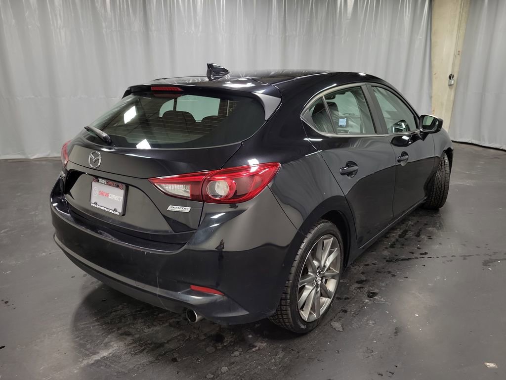 Used 2018 MAZDA MAZDA3 Grand Touring w/ Premium Equipment Package image 9
