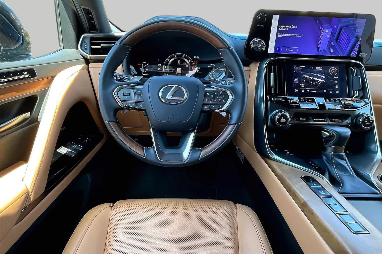 Certified 2024 Lexus LX 600 4WD w/ Luxury Package image 5