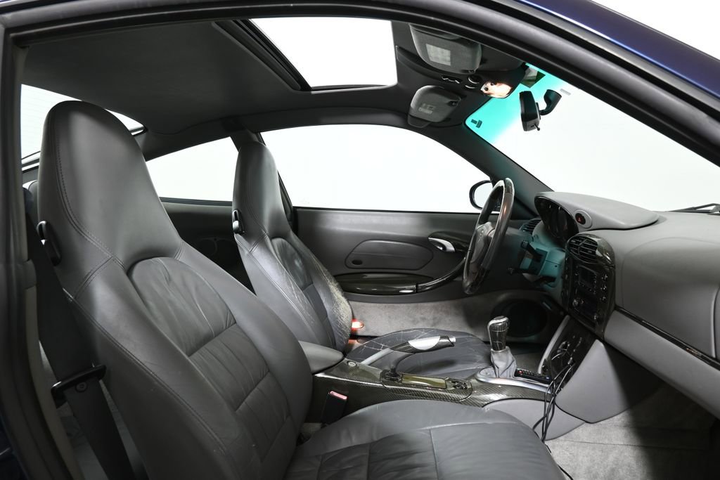 Used 1999 Porsche 911 Carrera 4 image 24