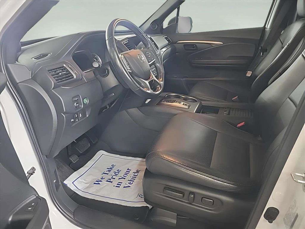 Used 2023 Honda Passport EX-L image 14