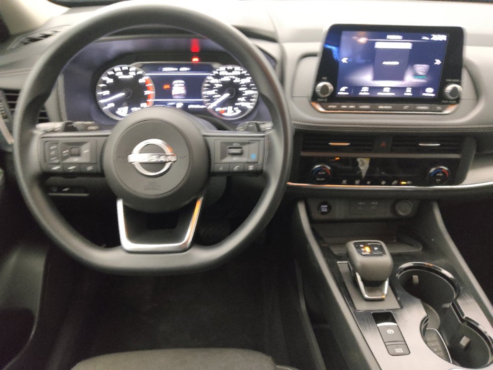 Used 2024 Nissan Rogue SV image 22