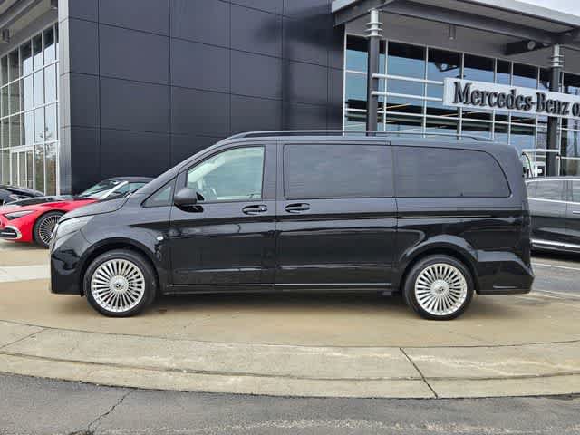 Used 2023 Mercedes-Benz Metris Passenger image 5