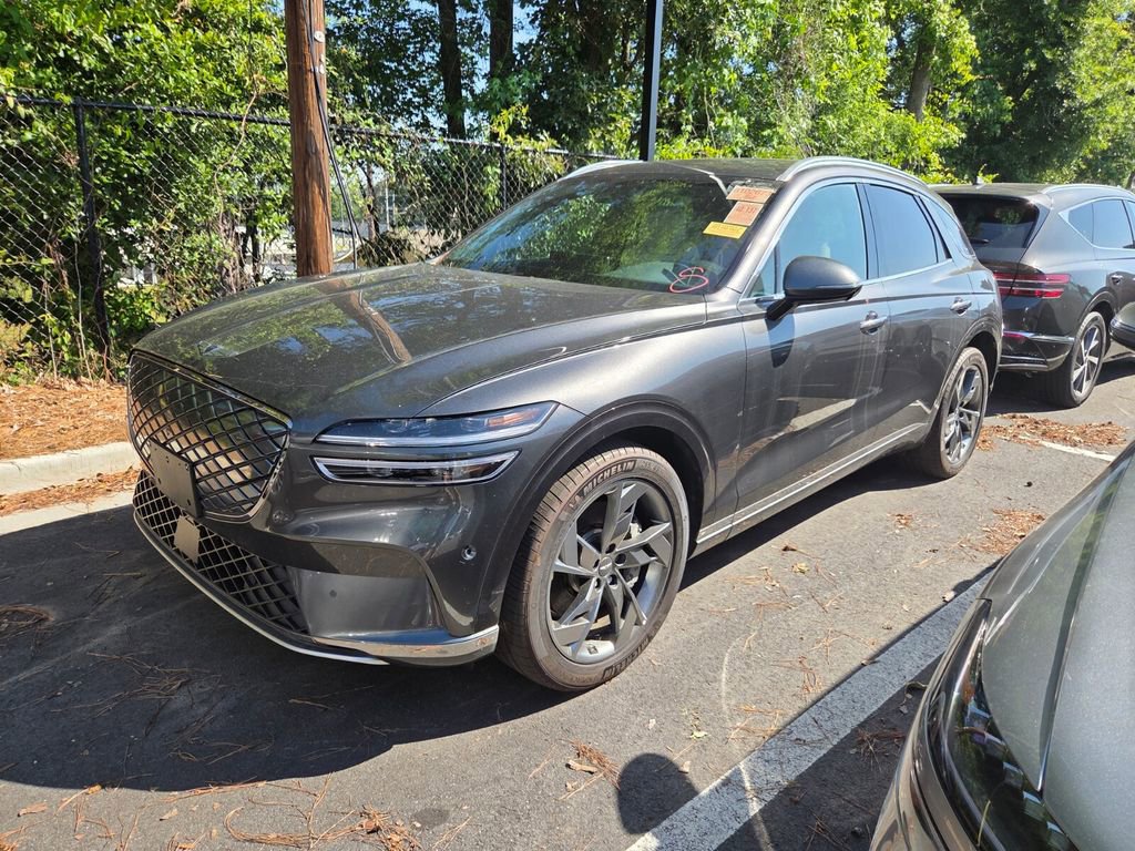 Used 2025 Genesis Electrified GV70 AWD/4WD image 1