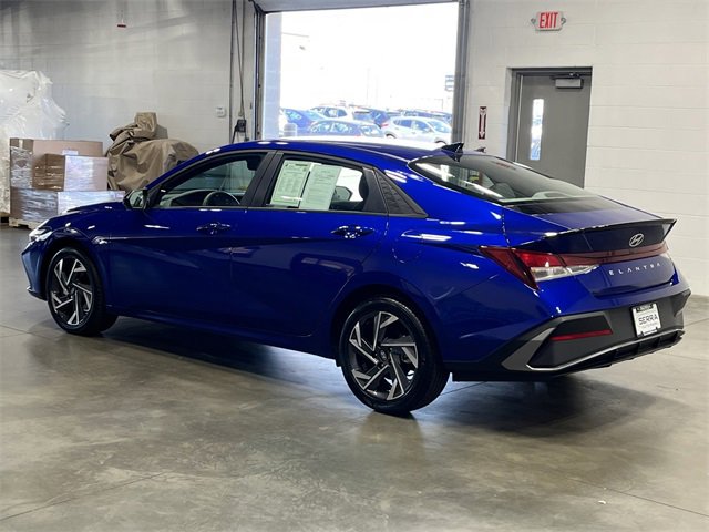 Used 2025 Hyundai Elantra Sport image 6