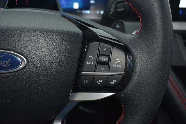 Used 2025 Ford Explorer ST image 22