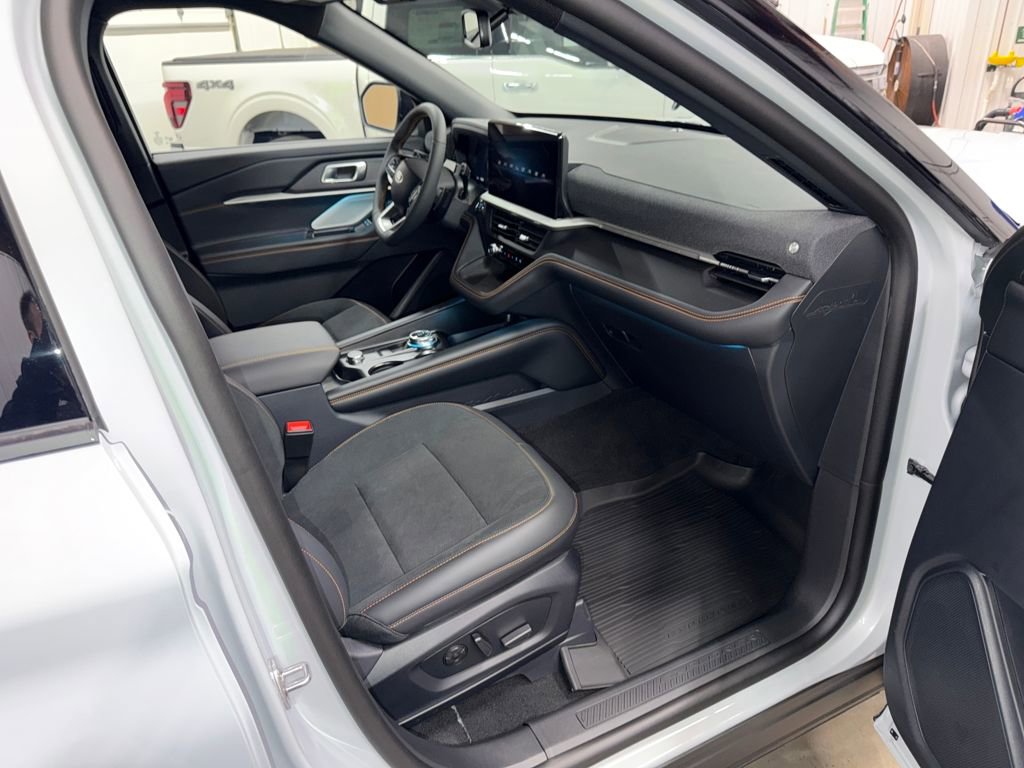 New 2026 Ford Explorer Tremor image 21