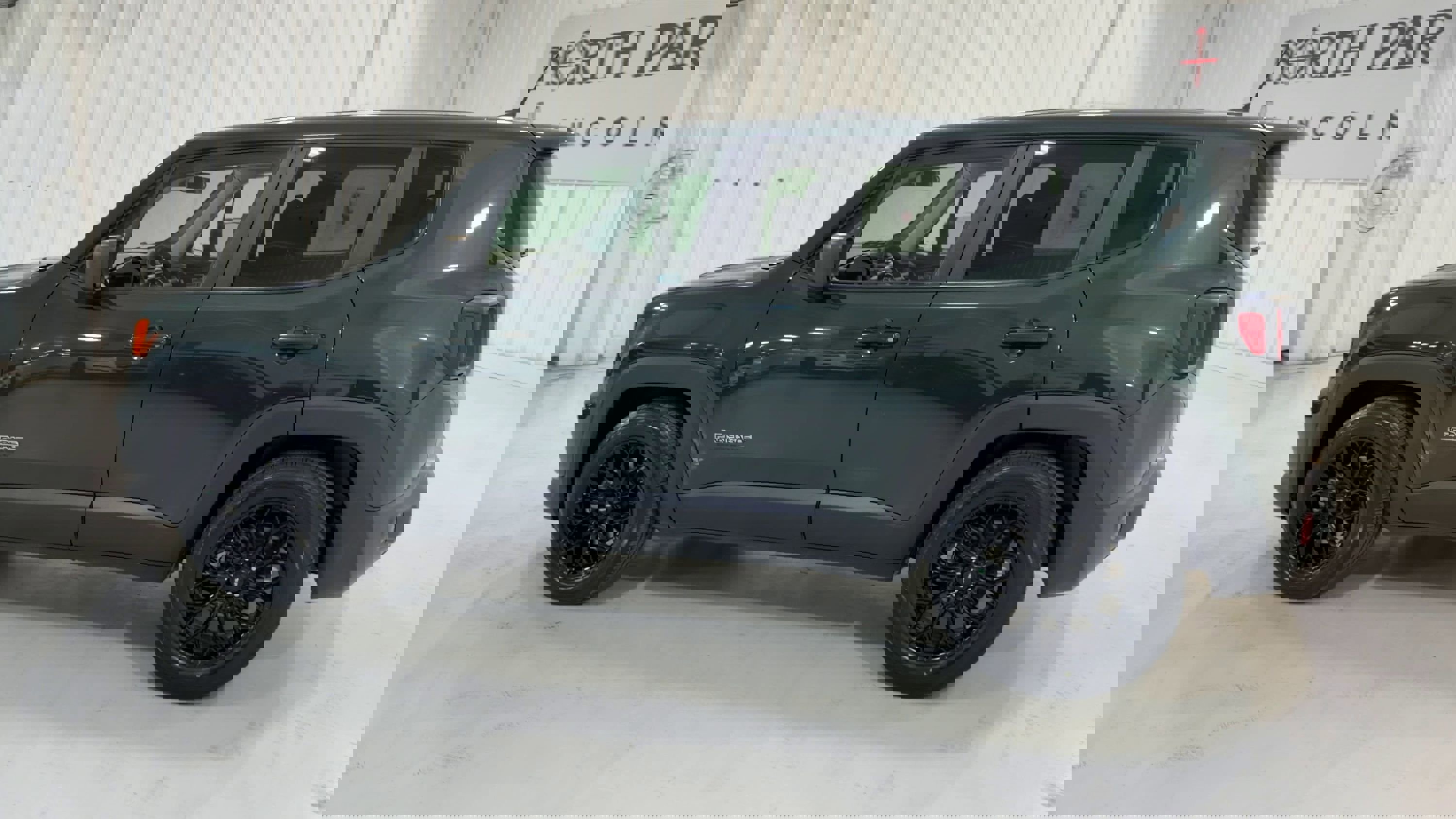 Used 2021 Jeep Renegade Sport image 7