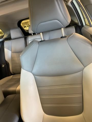 Used 2022 Toyota RAV4 XLE Premium FWD image 12