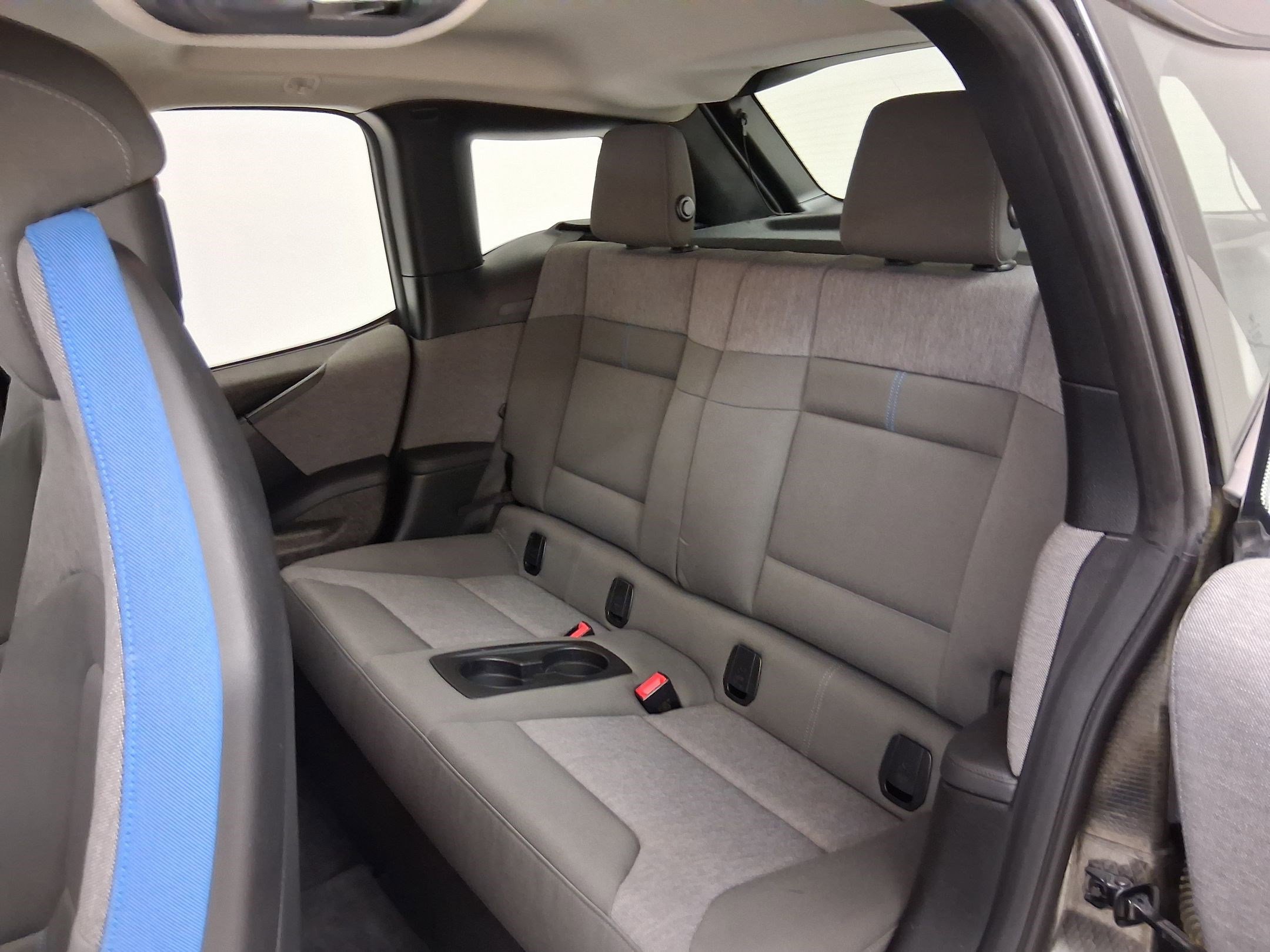 Used 2016 BMW i3 4dr HB w/Range Extender image 29