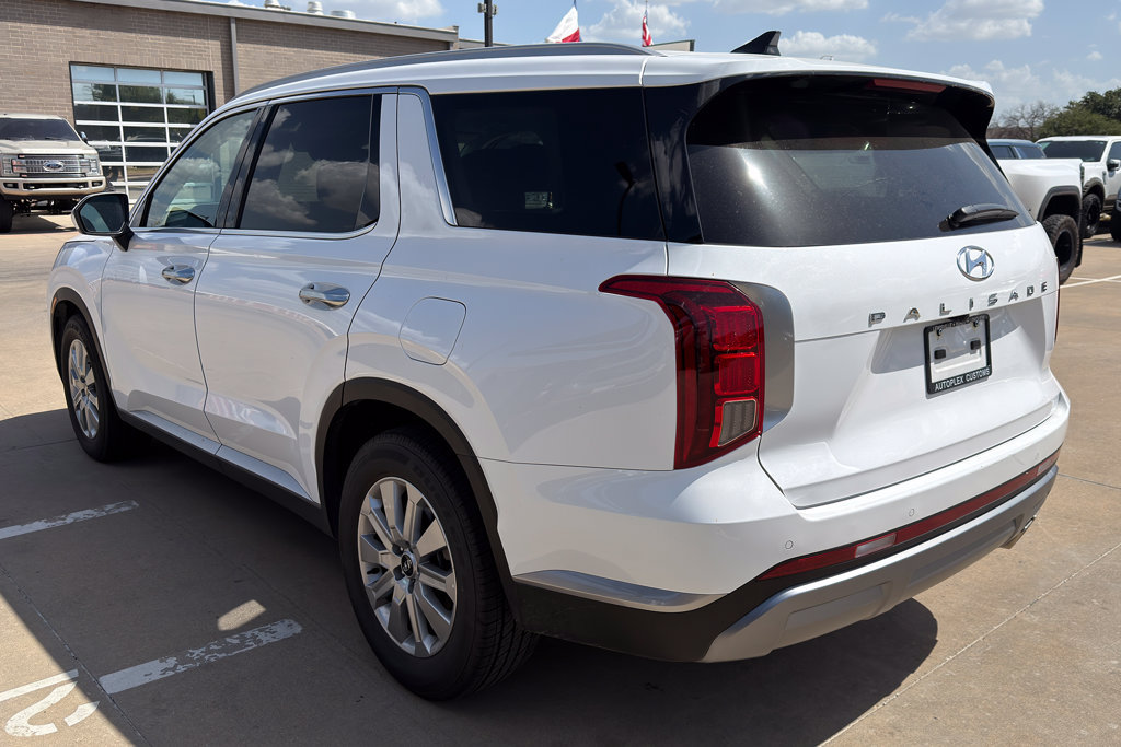 Used 2025 Hyundai Palisade SEL FWD image 7
