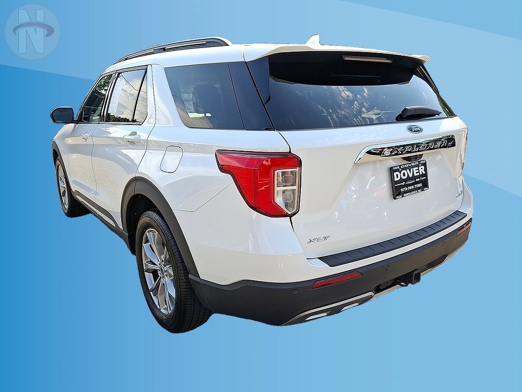 Used 2024 Ford Explorer XLT w/ Equipment Group 202A AWD/4WD image 14