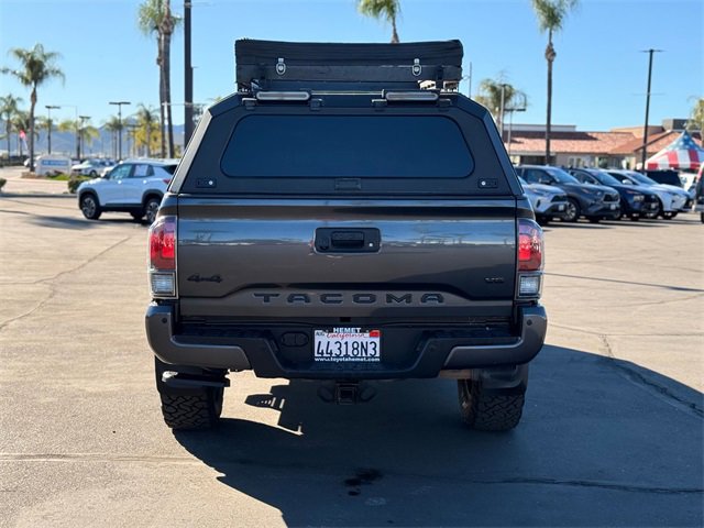 Used 2022 Toyota Tacoma Limited image 7