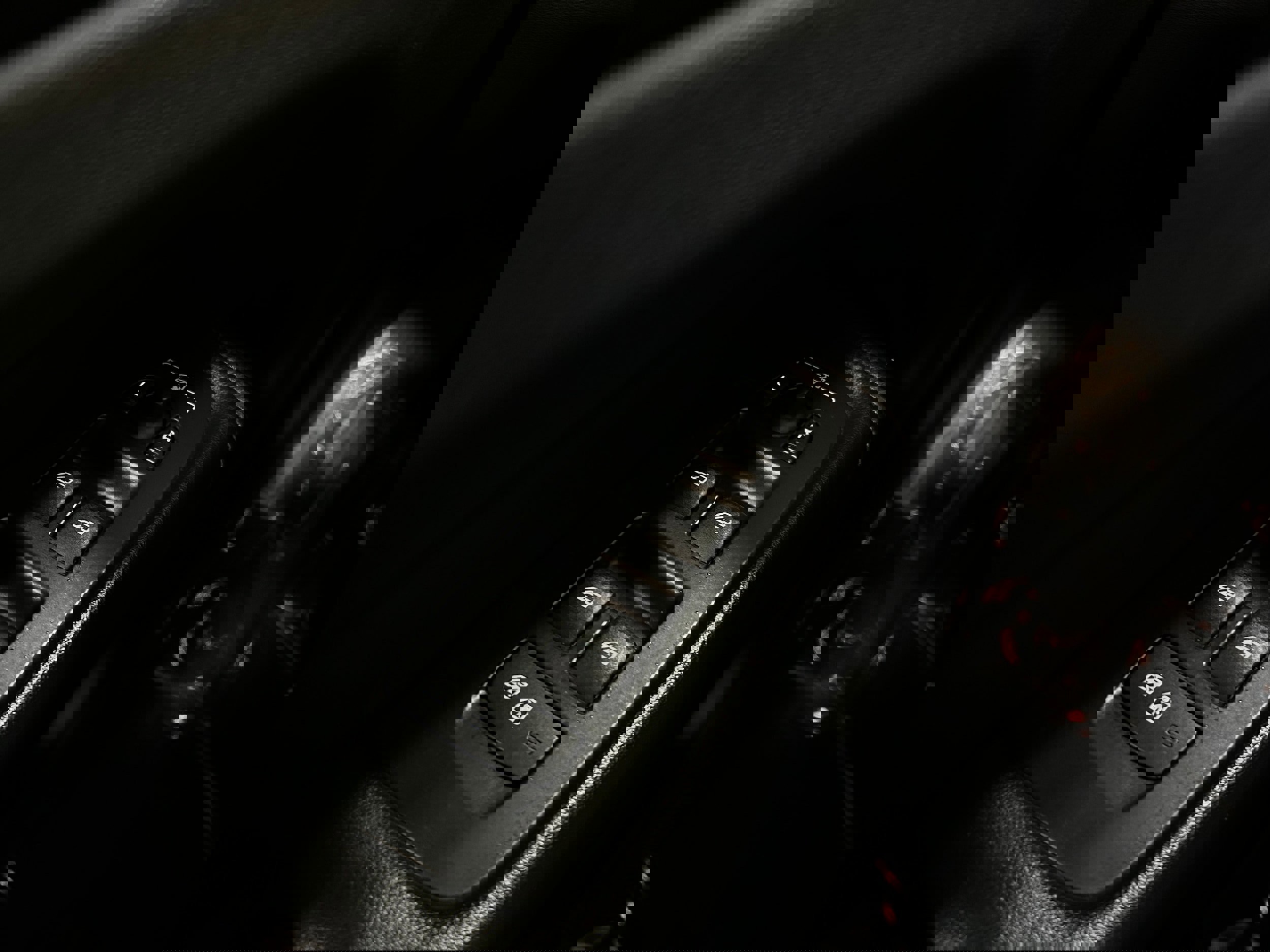 Used 2023 Volvo XC60 B5 Plus image 21