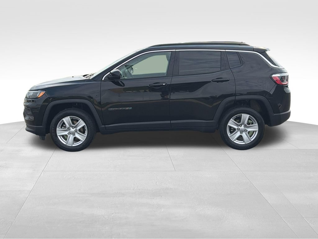 Used 2022 Jeep Compass Latitude w/ Convenience Group AWD/4WD image 24