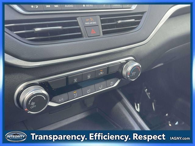 Certified 2025 Nissan Altima 2.5 S FWD image 28