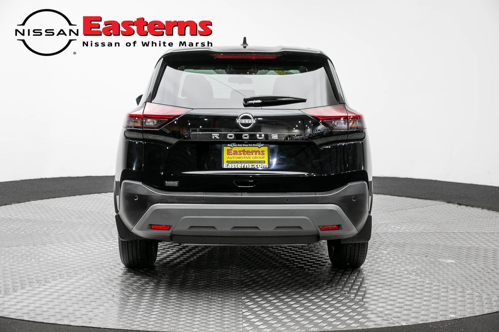 Used 2023 Nissan Rogue S FWD image 6