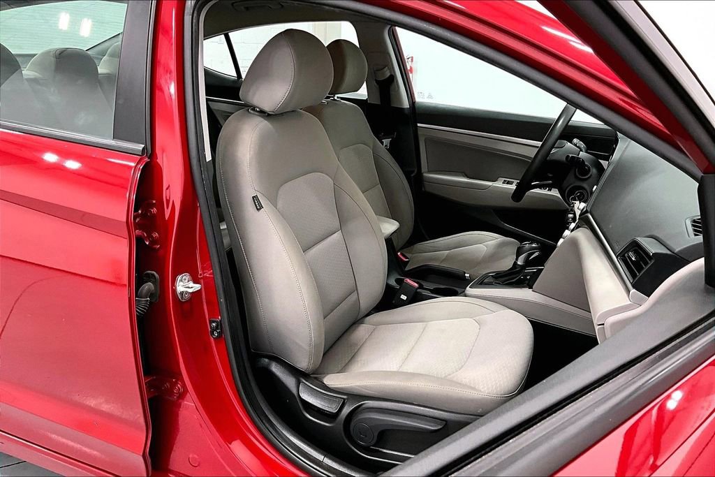 Used 2020 Hyundai Elantra SEL image 10