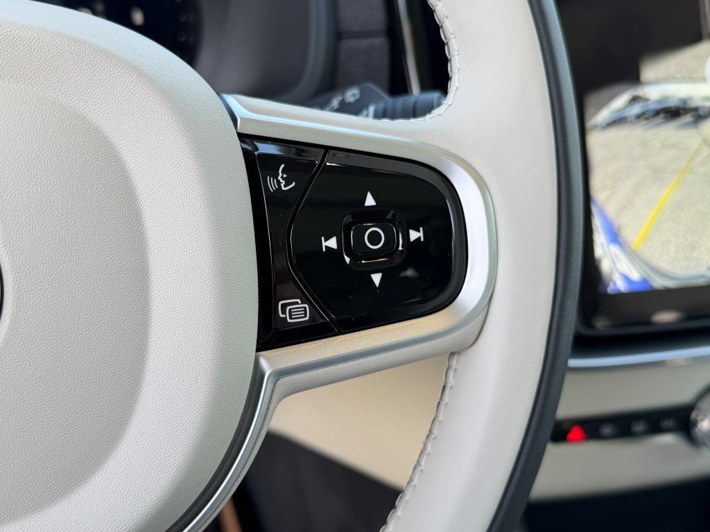 New 2026 Volvo XC90 B6 Ultra w/ Protection Package AWD/4WD image 29