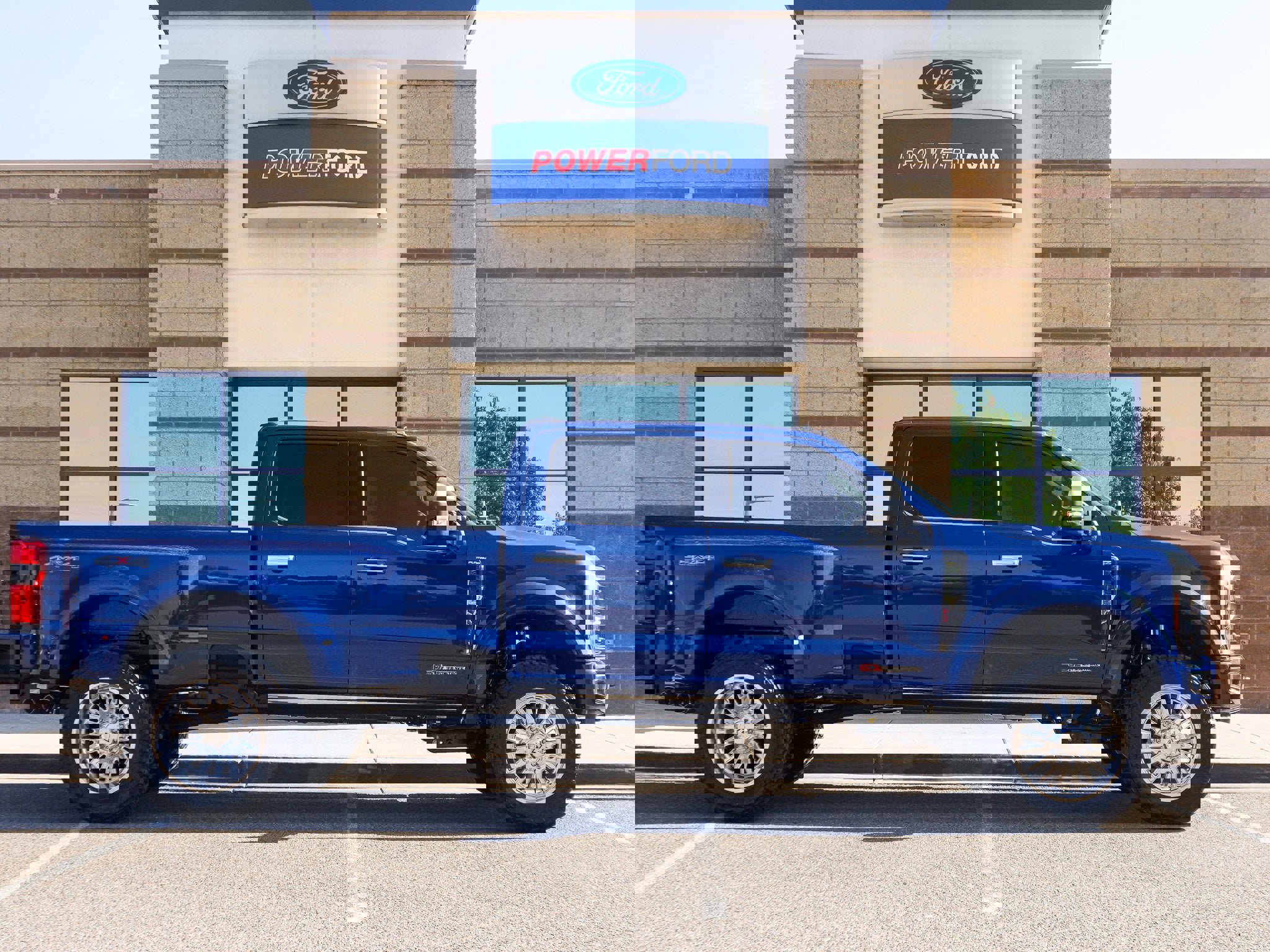 Used 2026 Ford F450 Platinum image 4