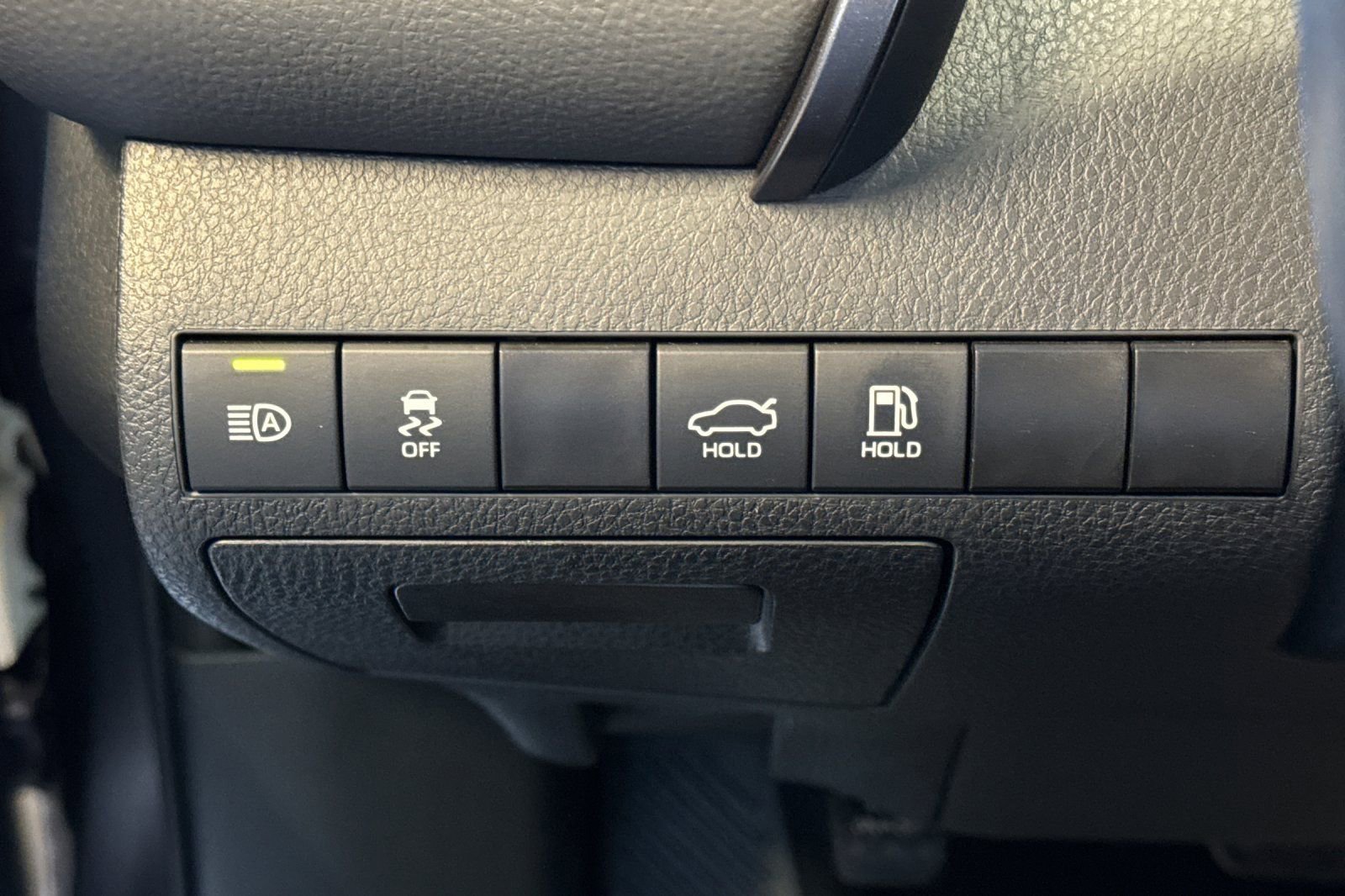 Certified 2024 Toyota Camry SE image 31