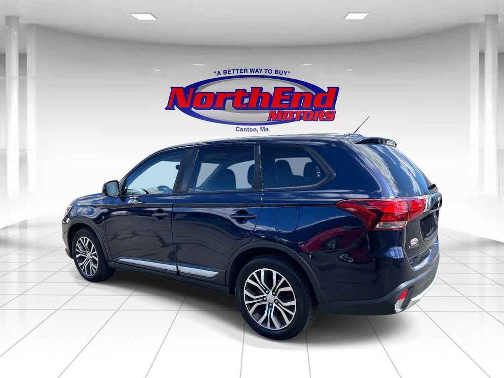 Used 2016 Mitsubishi Outlander AWD image 5