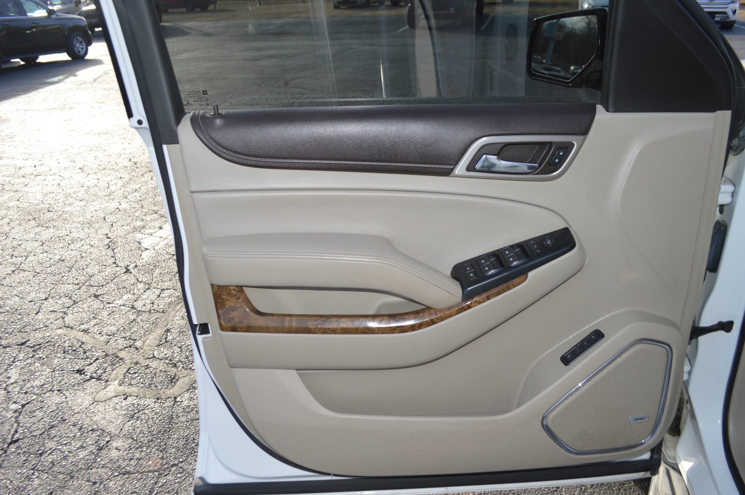 Used 2015 GMC Yukon Denali w/ Touring Package image 18