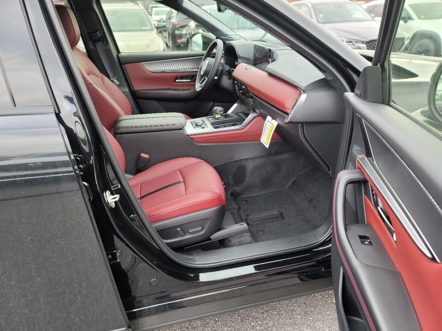 New 2026 MAZDA CX-70 3.3 Turbo w/ Premium Plus Pkg image 10