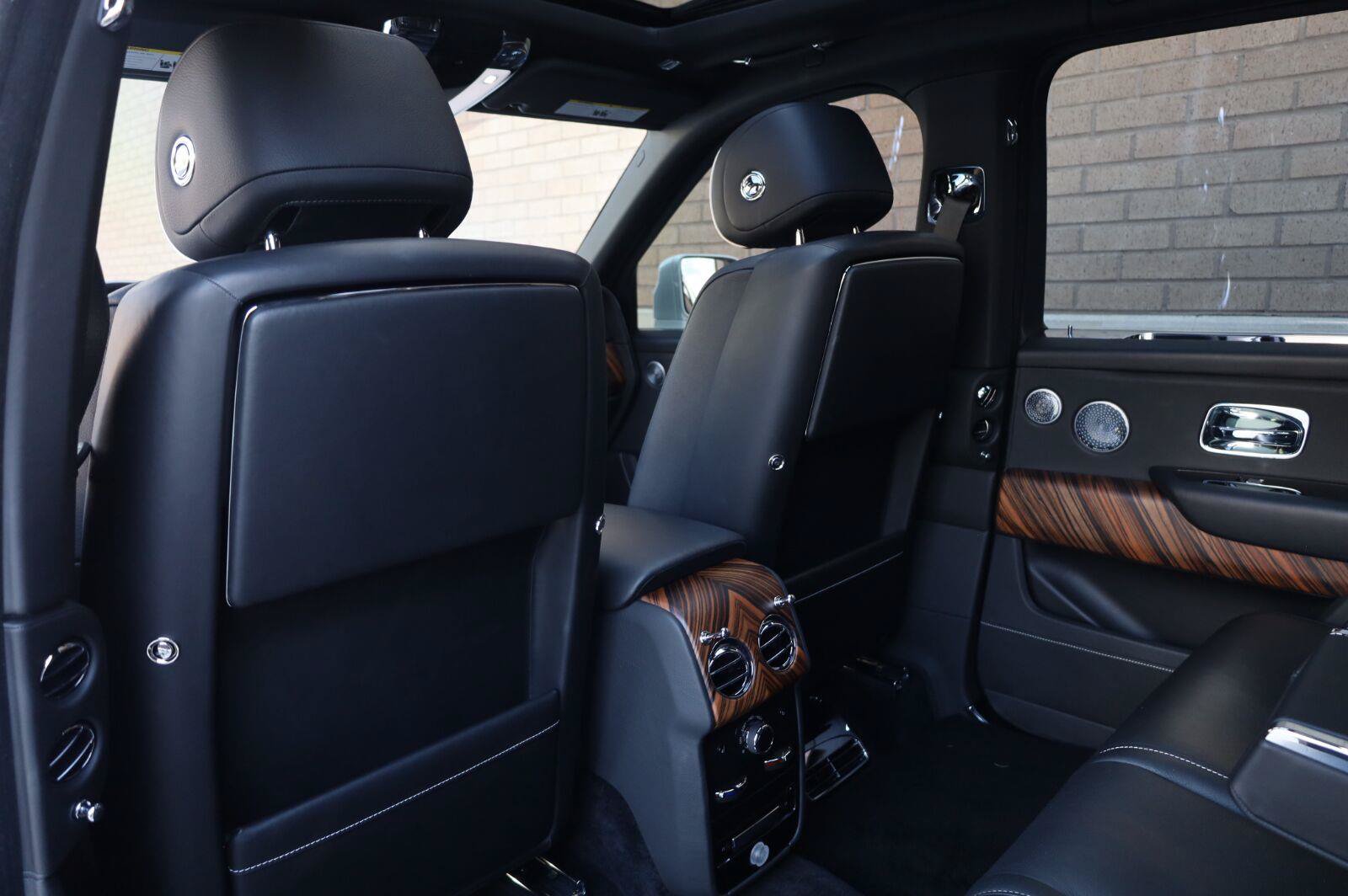 Used 2019 Rolls-Royce Cullinan AWD/4WD image 26