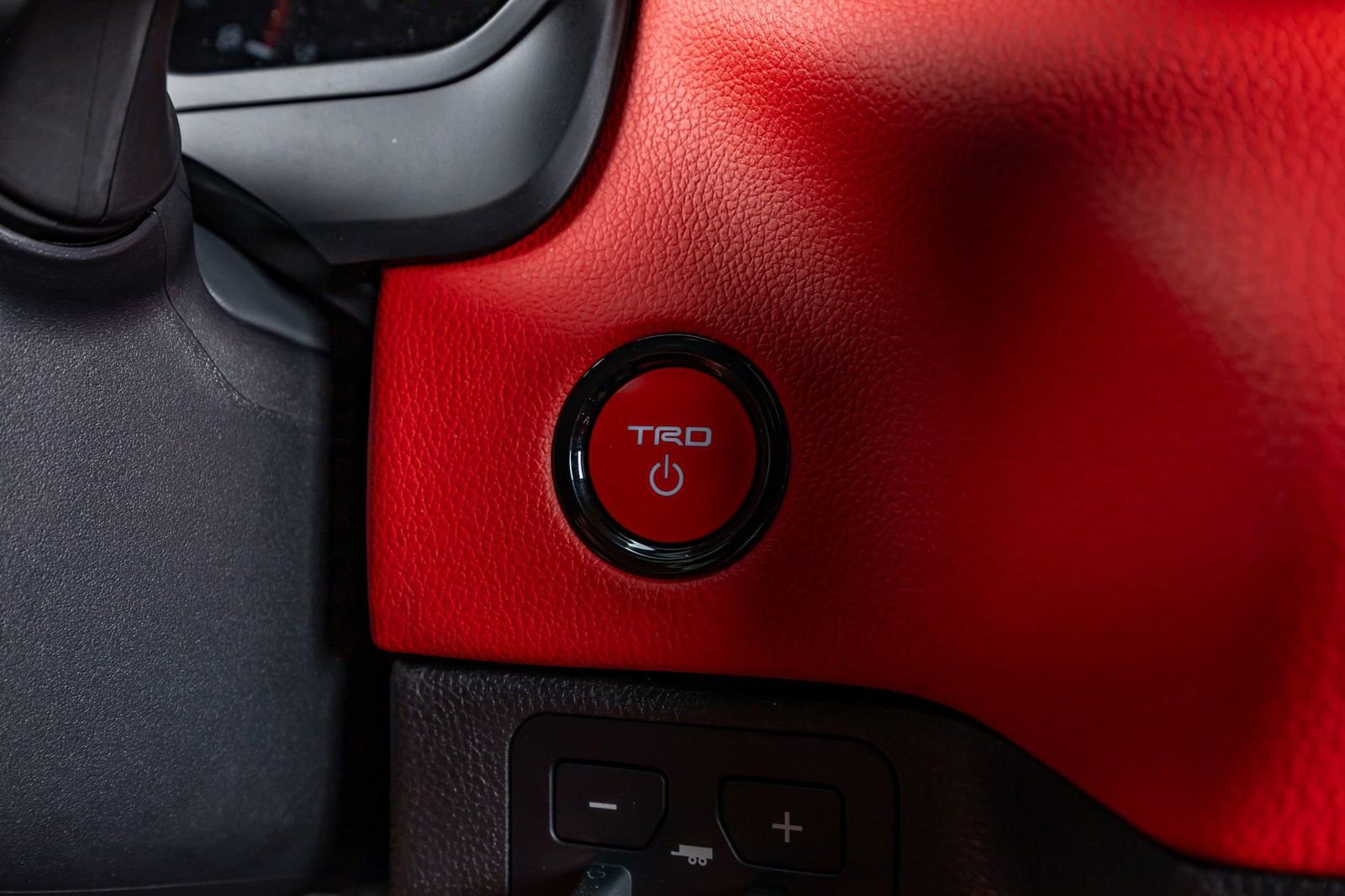 Used 2025 Toyota Sequoia TRD Pro image 23