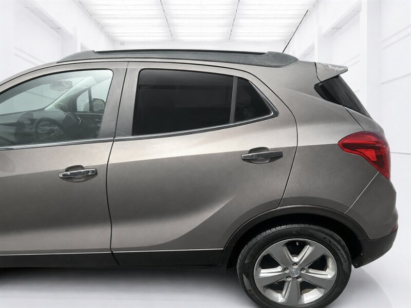 Used 2015 Buick Encore AWD image 19