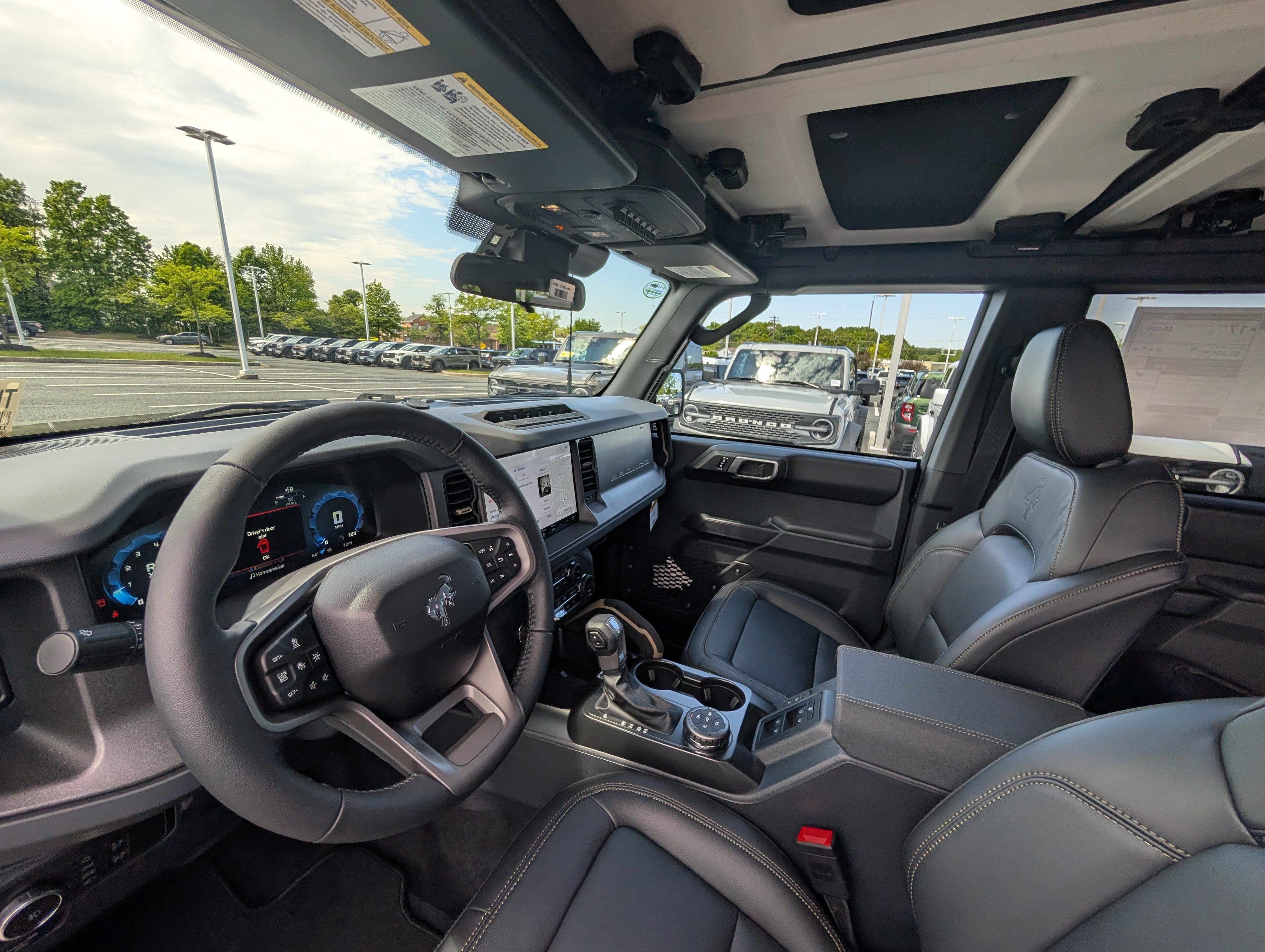New 2026 Ford Bronco Badlands AWD/4WD image 10