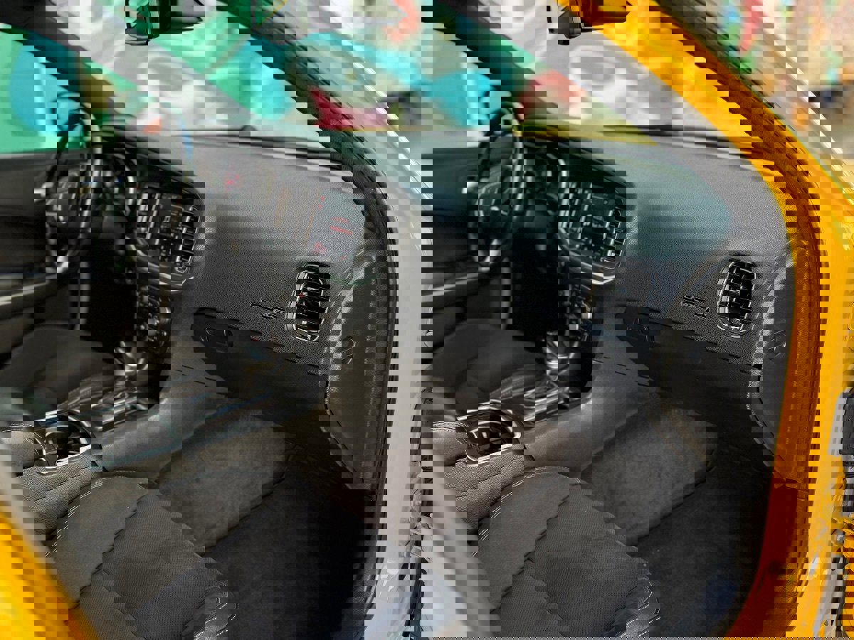 Used 2018 Dodge Charger R/T Scat Pack image 17