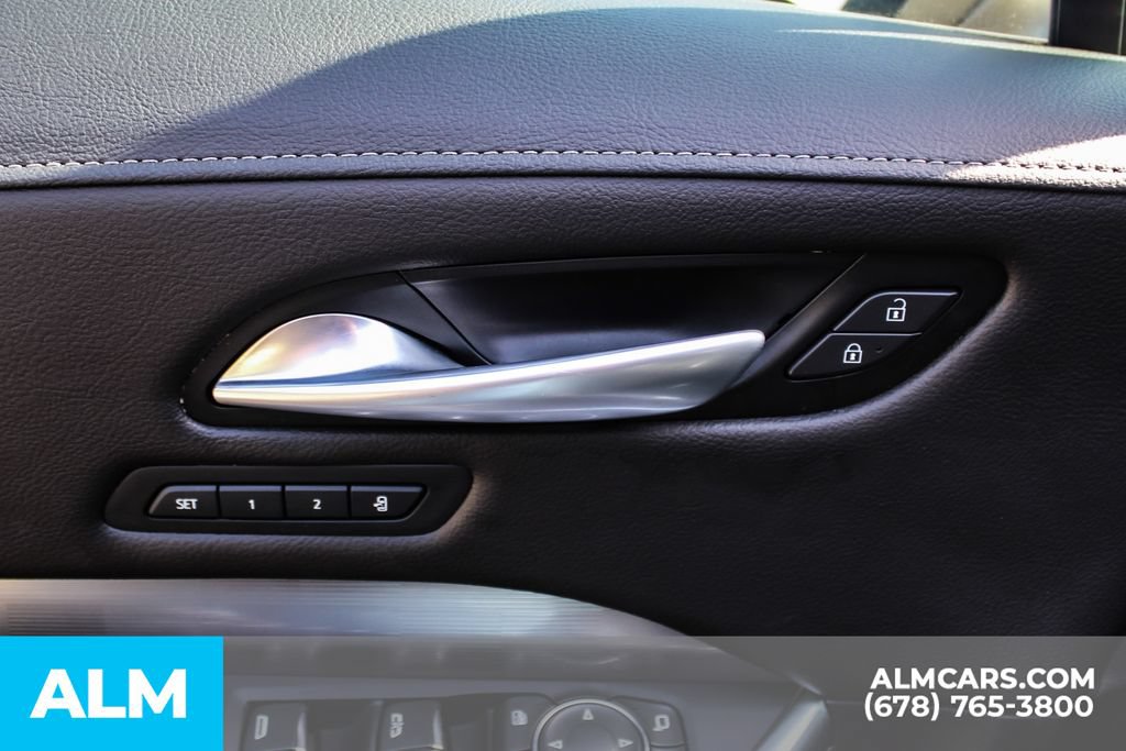Used 2025 Cadillac XT4 Premium Luxury FWD image 39