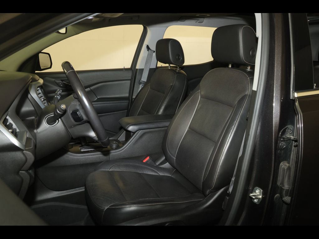 Used 2019 GMC Acadia SLT AWD/4WD image 19