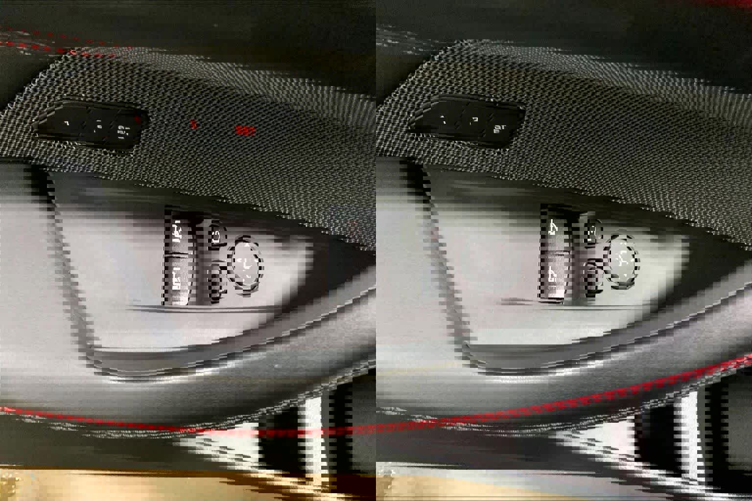 Used 2025 BMW M4 CS image 31