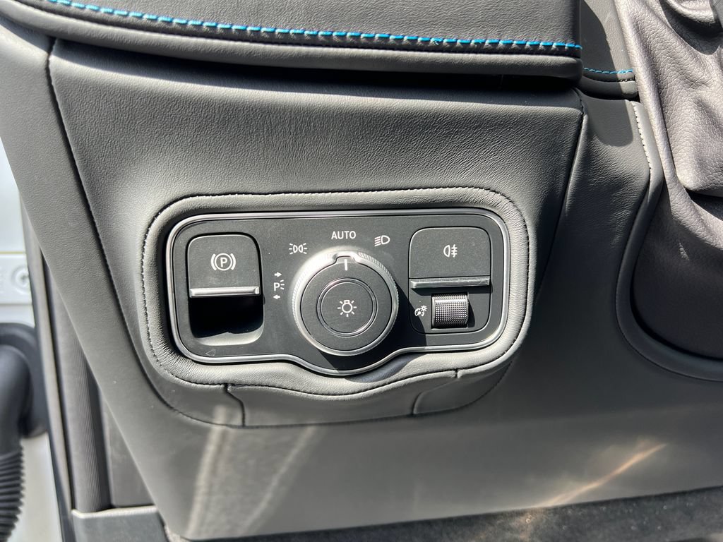 Used 2025 Mercedes-Benz G 580 w/ EQ Technology image 13
