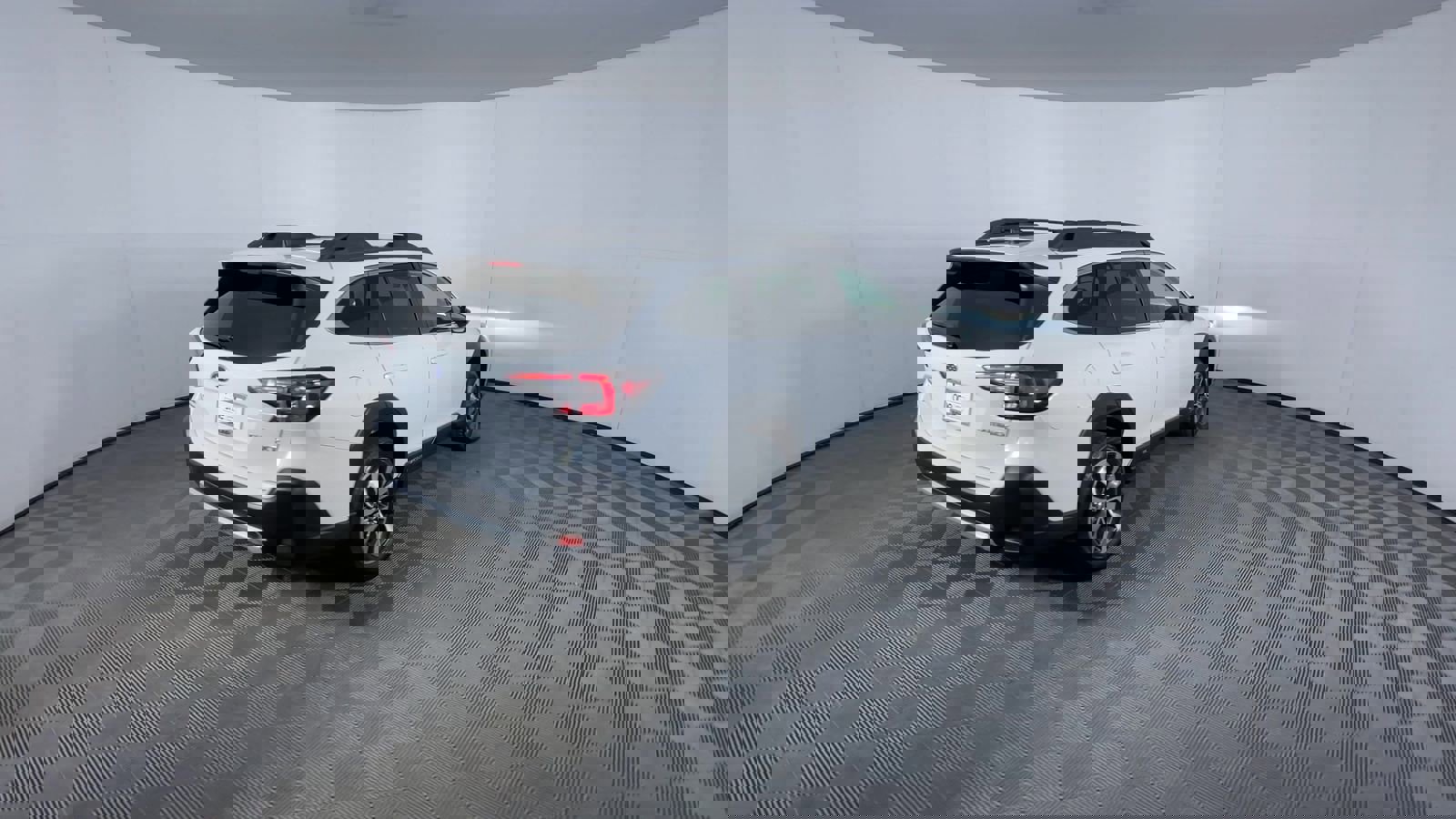 Used 2023 Subaru Outback Limited XT image 8