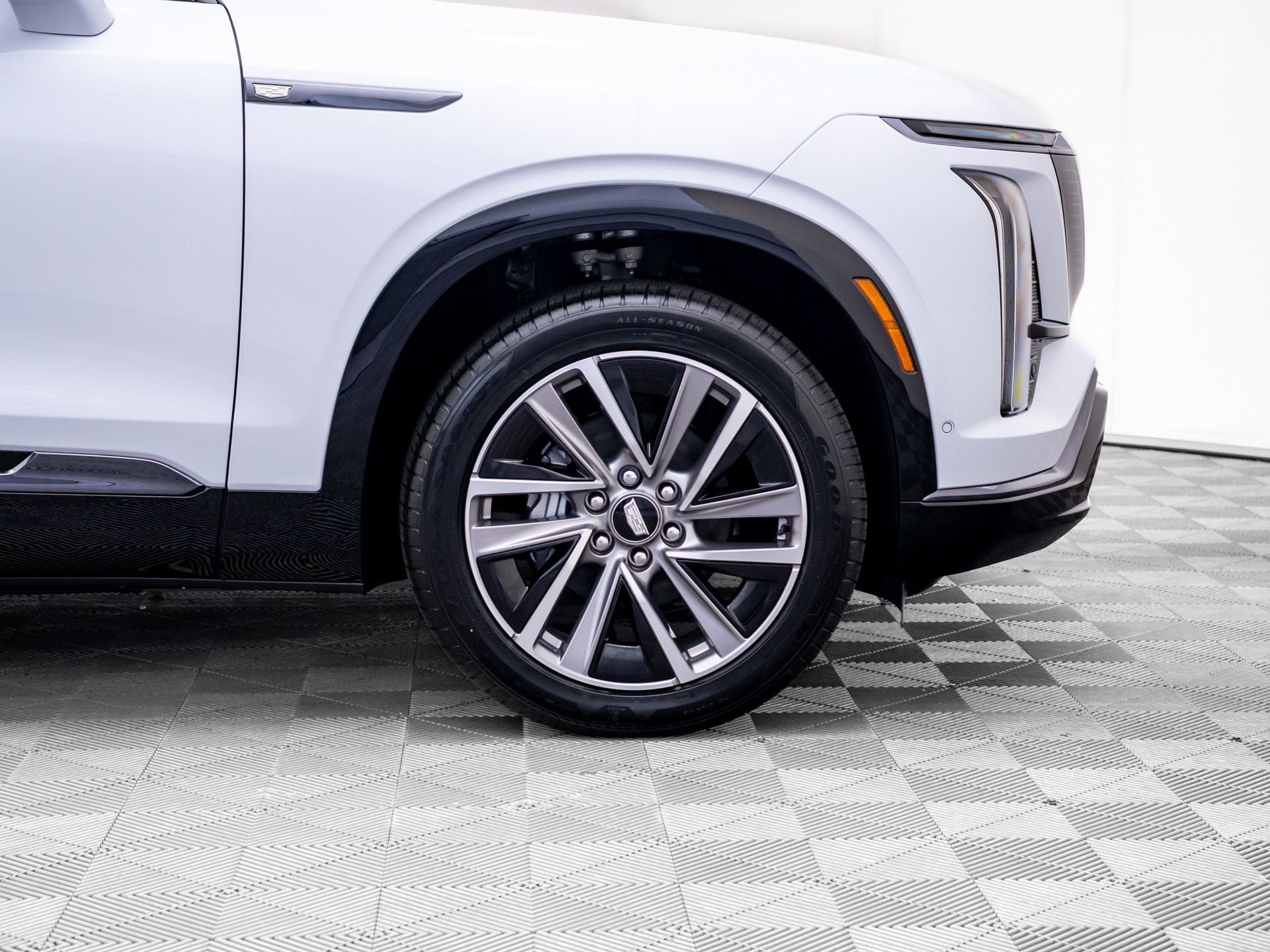 New 2026 Cadillac Vistiq Sport w/ LPO, Floor Liner Package AWD/4WD image 36