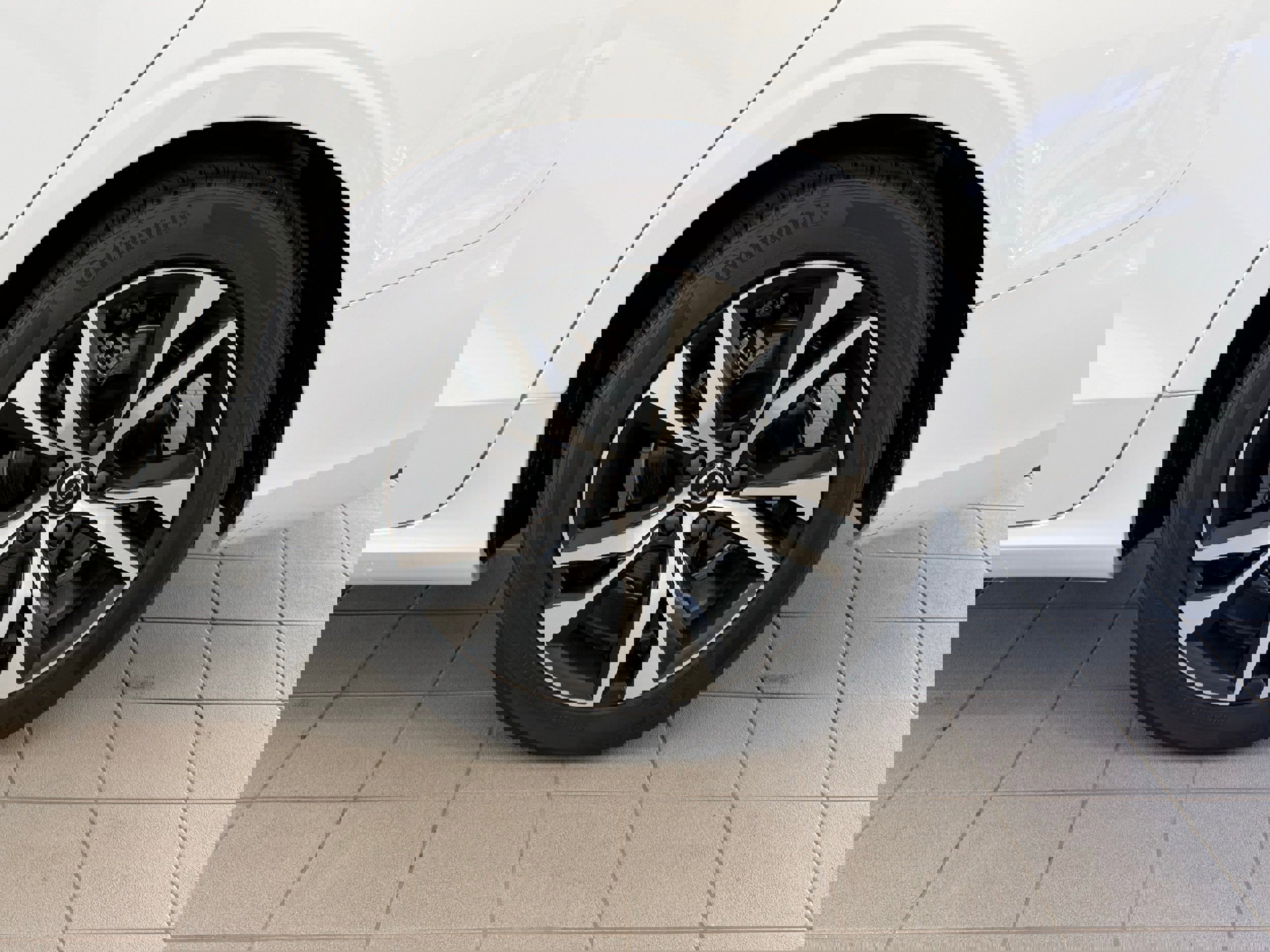 Certified 2025 Volvo S60 B5 Core image 11