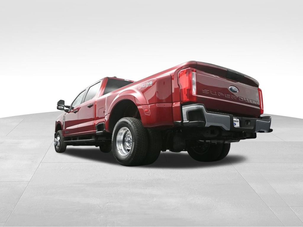 New 2025 Ford F350 XLT w/ FX4 Off-Road Package image 24
