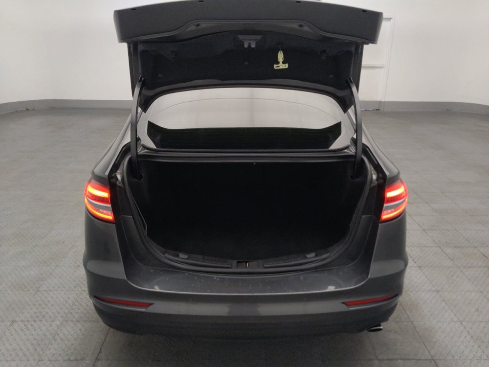 Used 2020 Ford Fusion SE w/ Equipment Group 151A FWD image 29