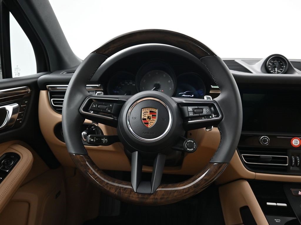 New 2026 Porsche Macan S image 13