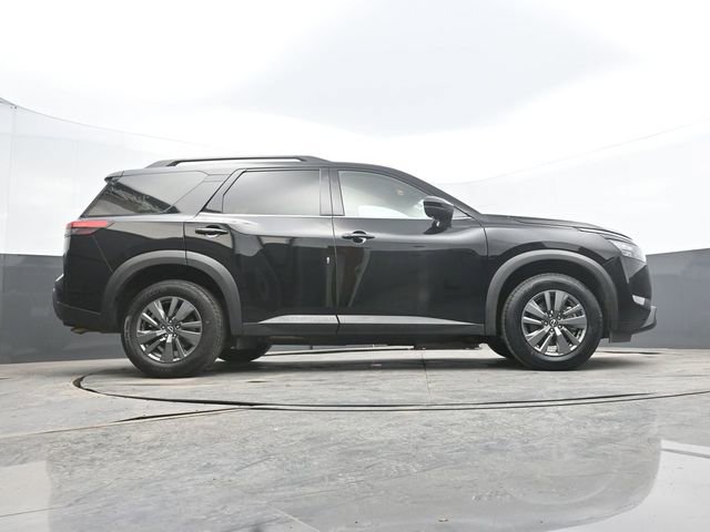 Used 2025 Nissan Pathfinder SV image 60
