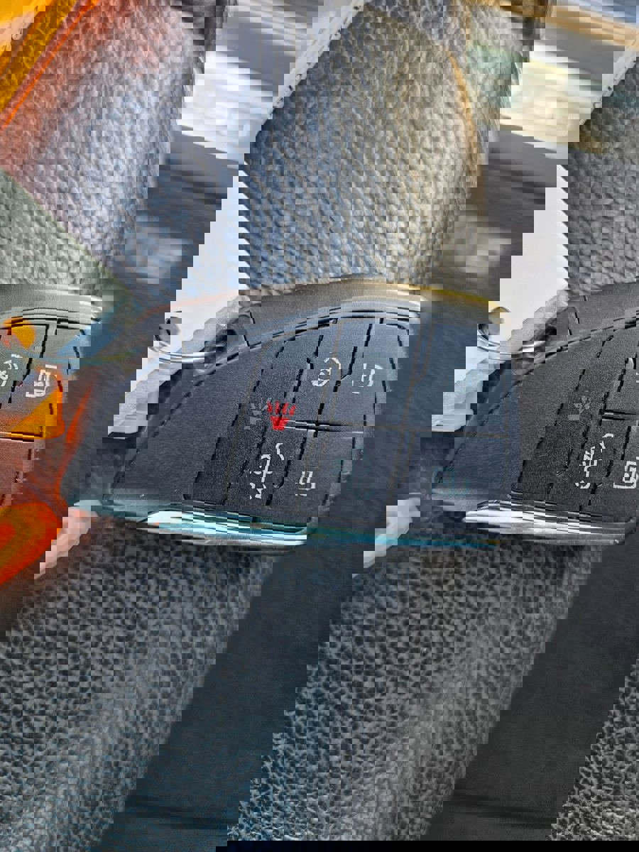 Used 2022 GMC Sierra 1500 Denali w/ Denali Carbonpro Edition image 30