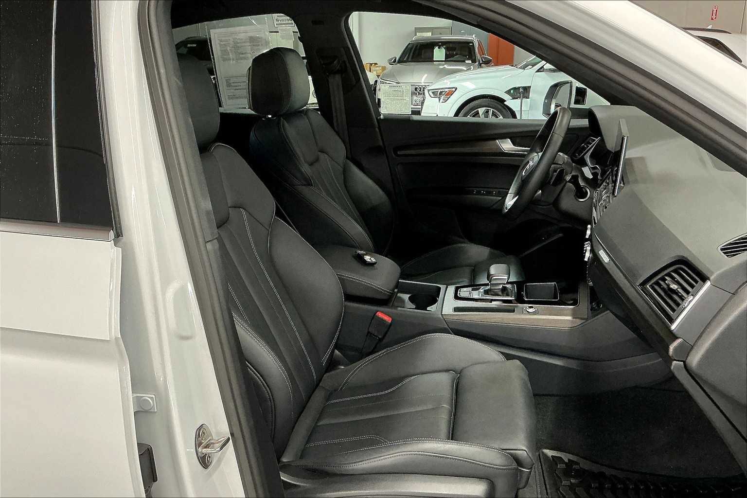 Used 2025 Audi Q5 2.0T Premium image 10
