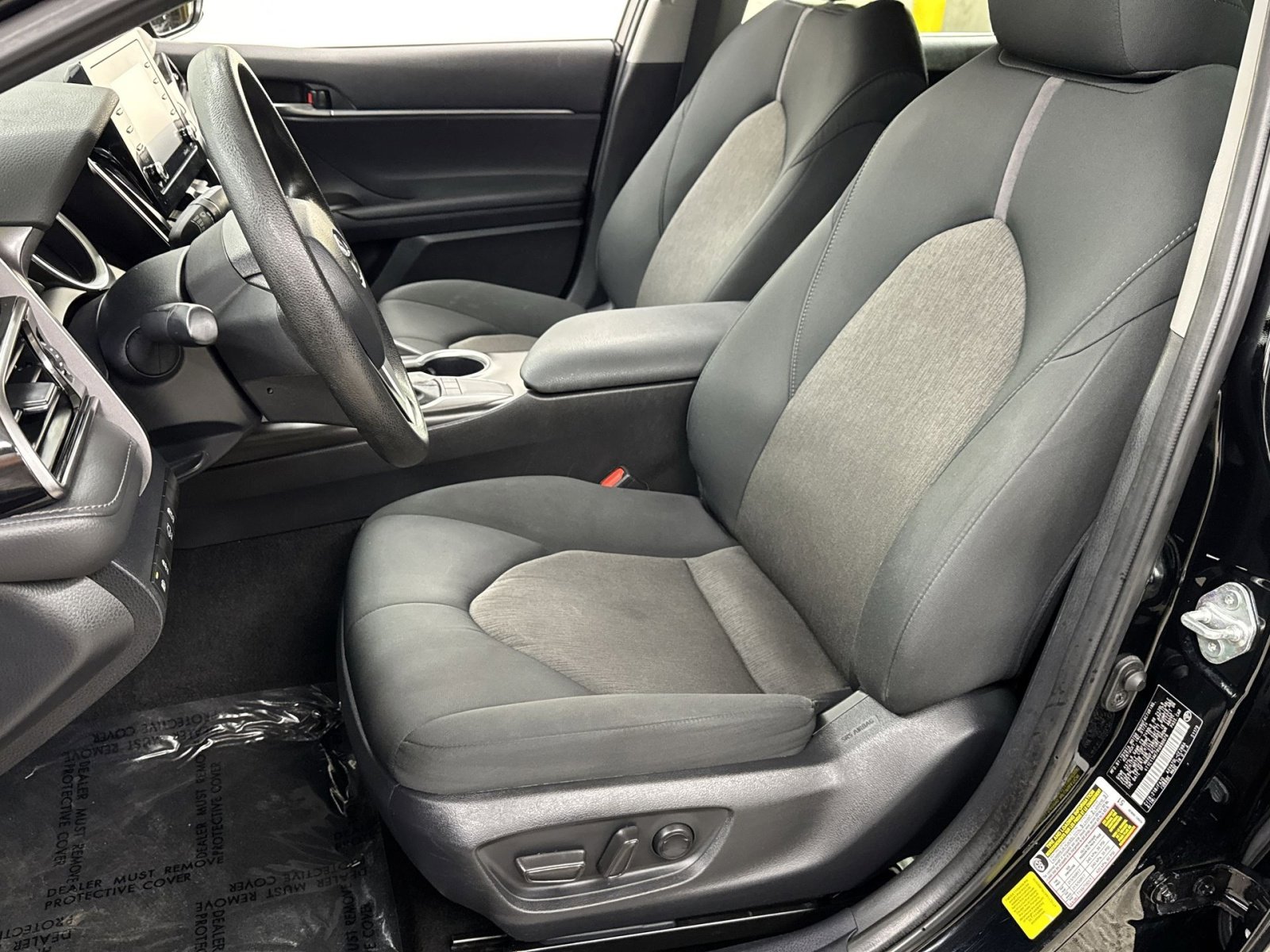 Used 2024 Toyota Camry LE FWD image 4