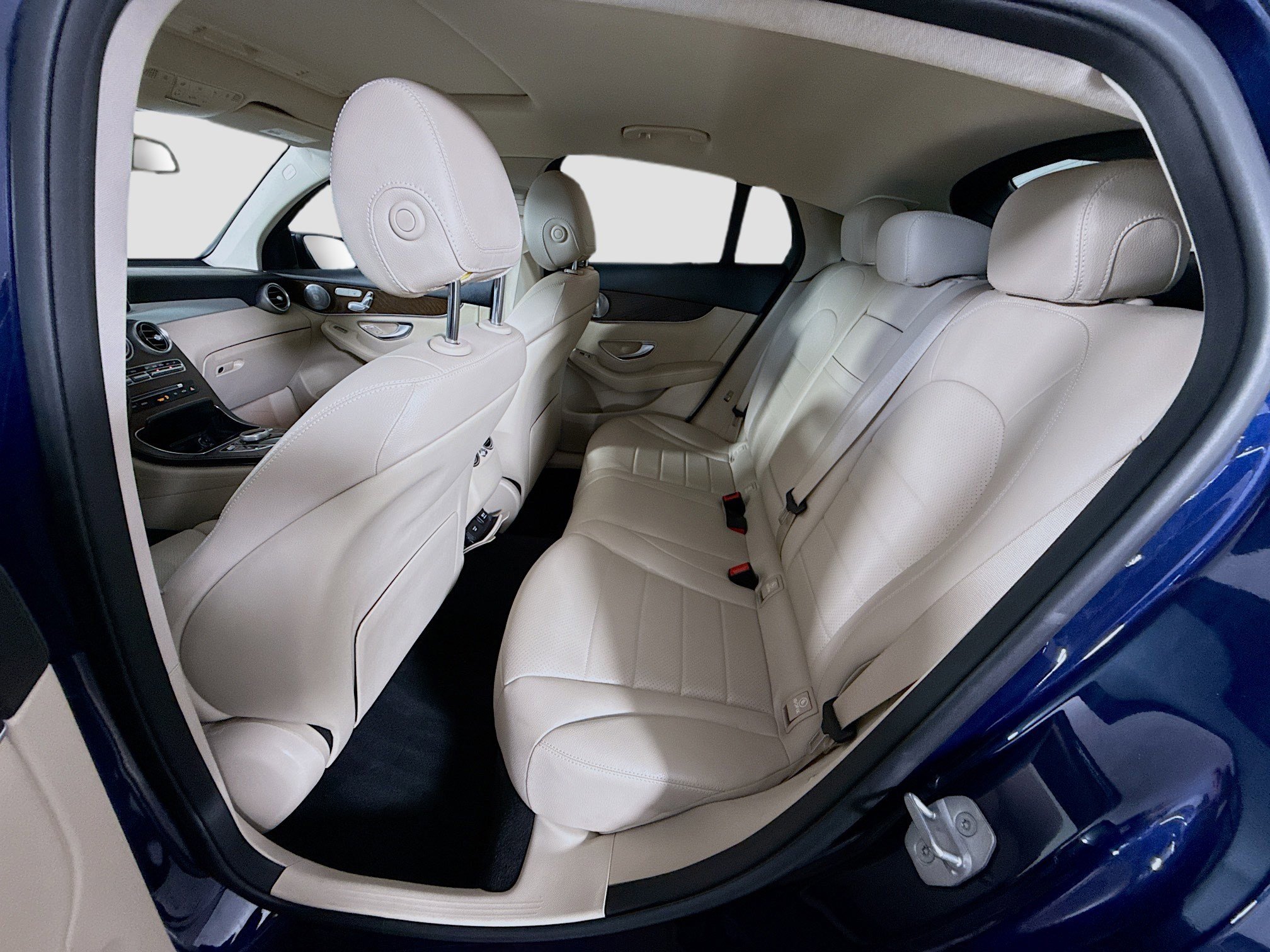 Used 2018 Mercedes-Benz GLC 300 4MATIC Coupe image 25