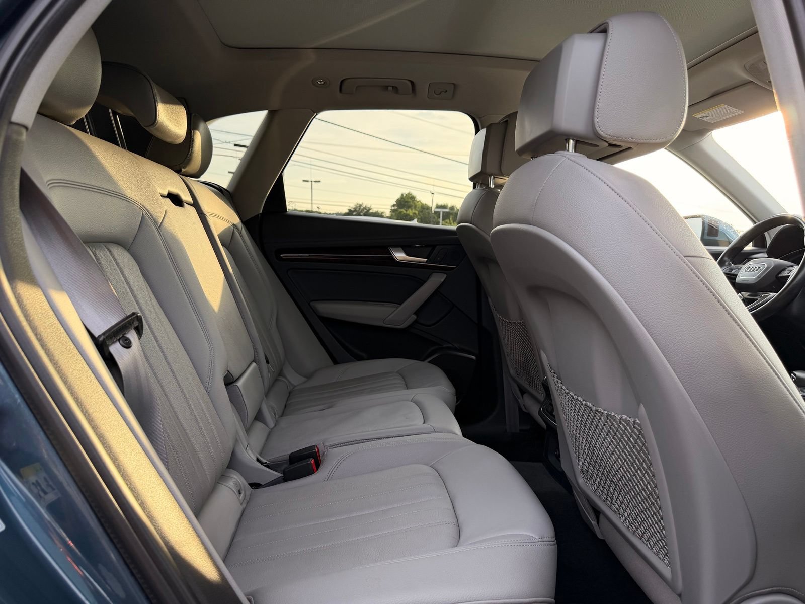 Used 2018 Audi Q5 Prestige w/ Premium Plus Package AWD/4WD image 31