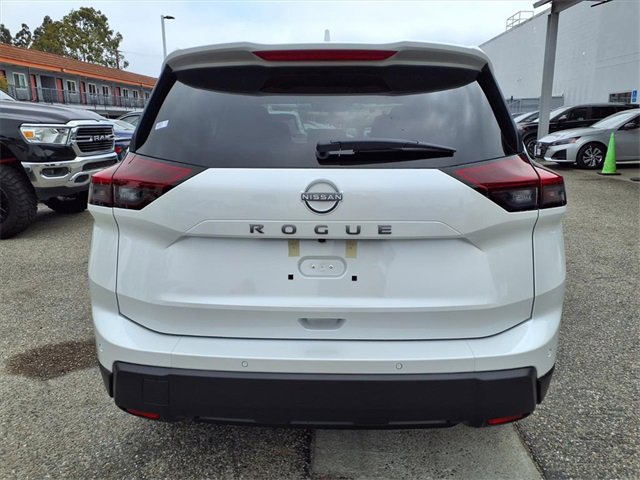 New 2026 Nissan Rogue SV image 9