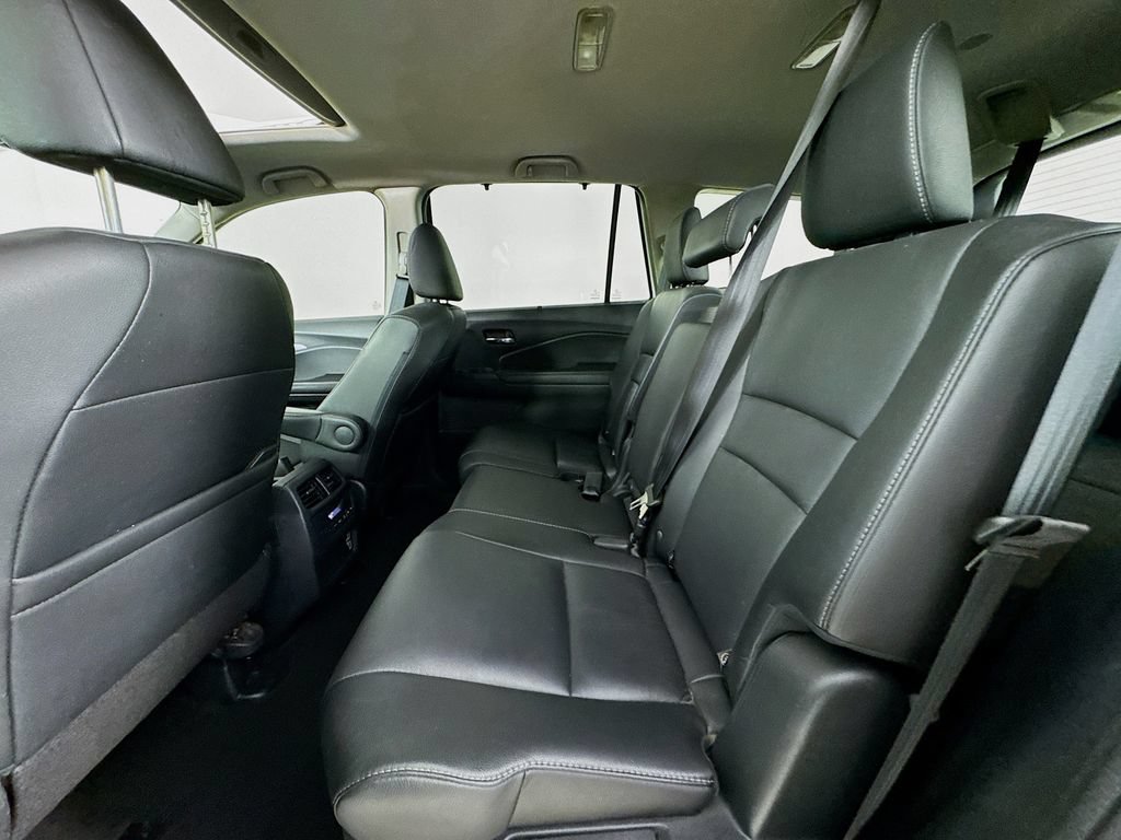 Certified 2022 Honda Pilot Special Edition image 31